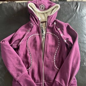 Lululemon Special Edition Burgundy scuba hoodie detachable sleeves Size 12